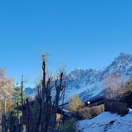 Apartment Le Gouter - Ski-in Ski-out - Indoor Pool Les Houches