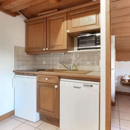 Apartment Le Gouter - Ski-in Ski-out - Indoor Pool *